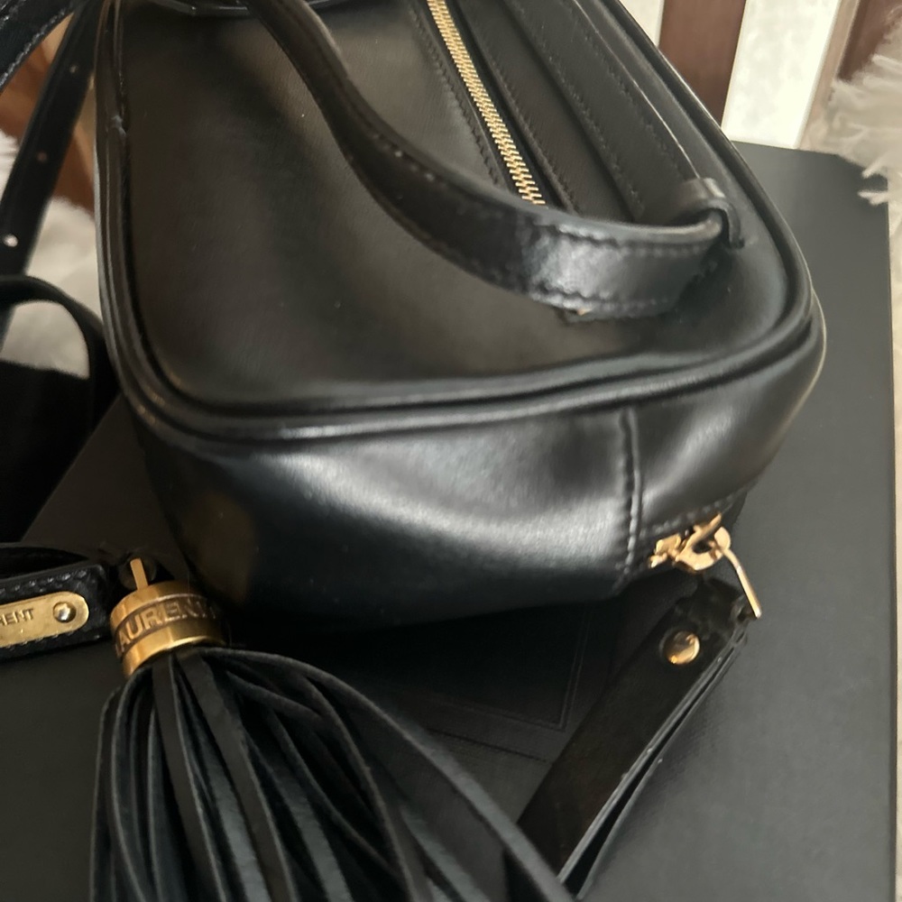Saint Laurent Calfskin Matelasse Monogram Lou Belt Bag Black - Picture 3 of 13